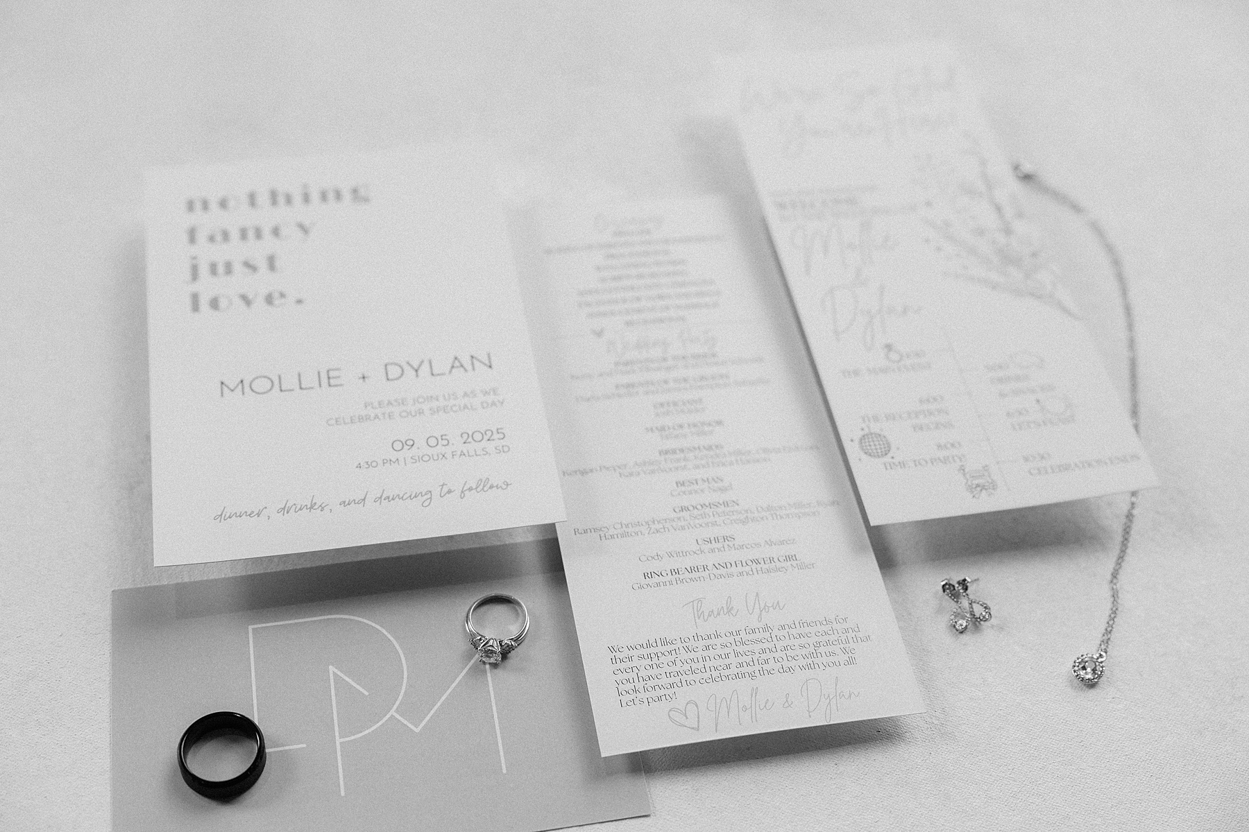 Dylan and Mollie's wedding details at their Sioux Falls Wedding.