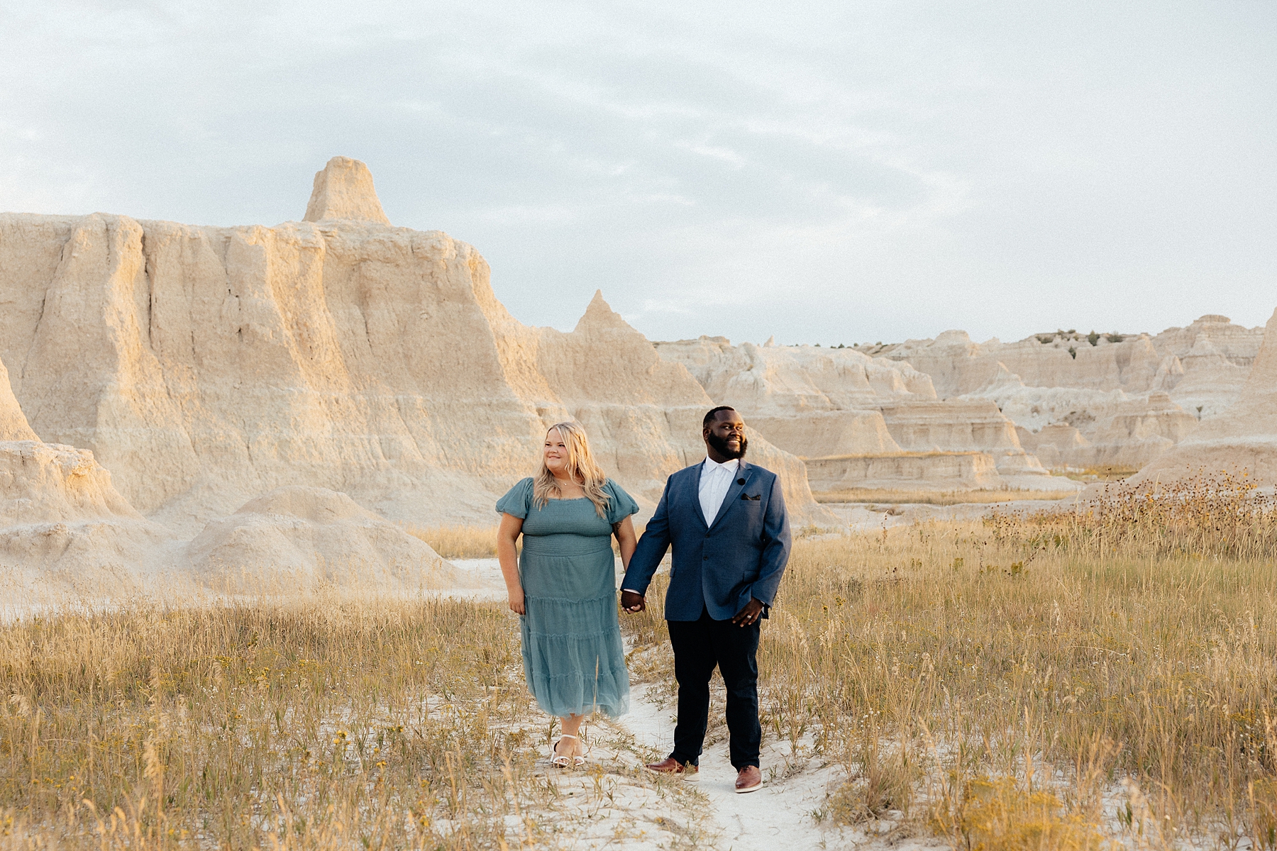 Window trailhead engagement photos.